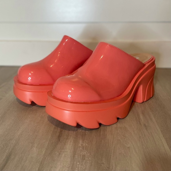SOLD Nasty Gal bright salmon platform clogs - Picture 2 of 15